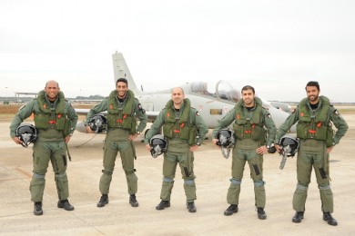 61° Stormo brevetta cinque nuovi piloti del Kuwait